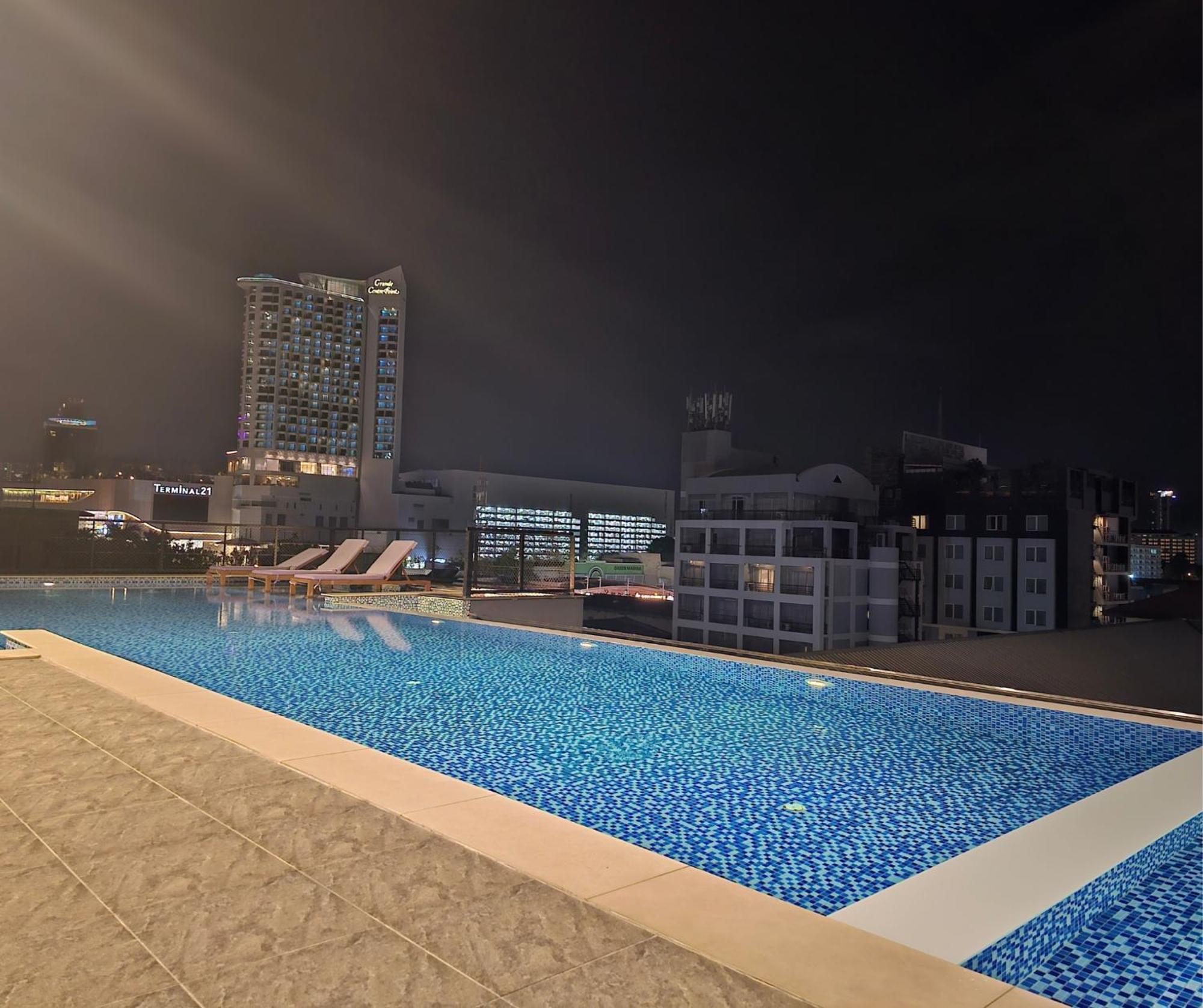 XQ Pattaya Hotel Dış mekan fotoğraf